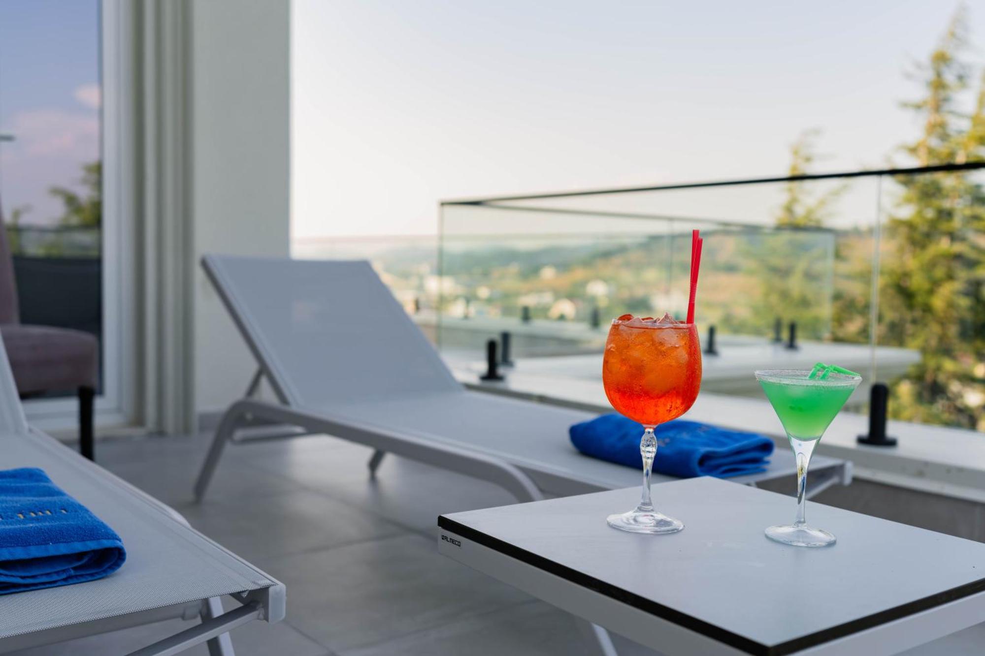 Royal Hill Hotel Vorë Zewnętrze zdjęcie